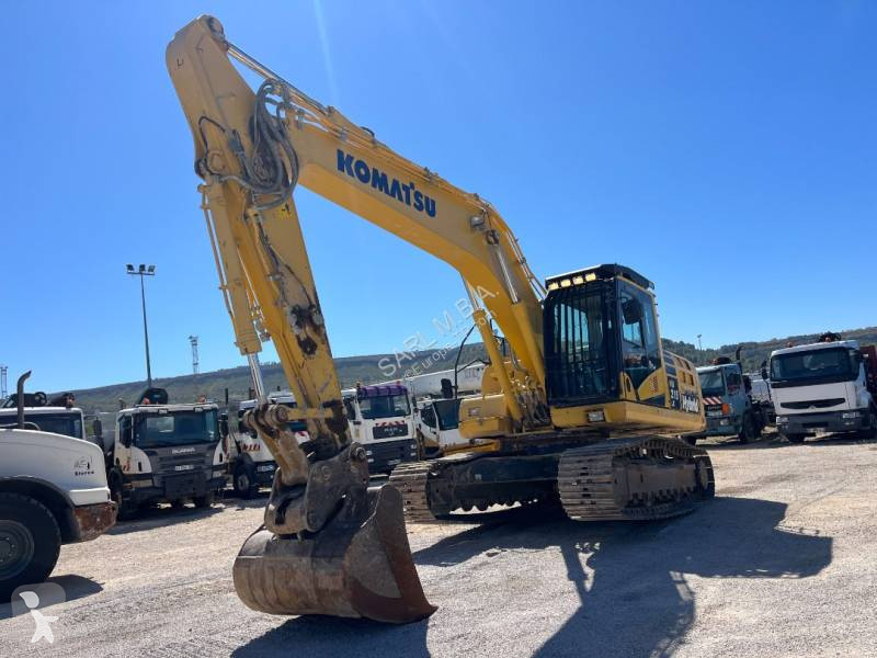 جرافة Komatsu