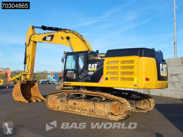 Excavator pe şenile Caterpillar