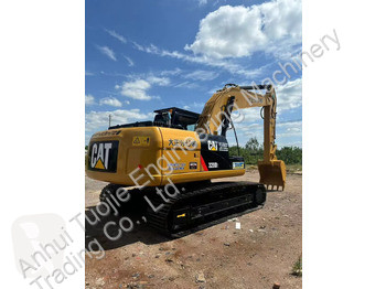 جرافة مجنزرة Caterpillar
