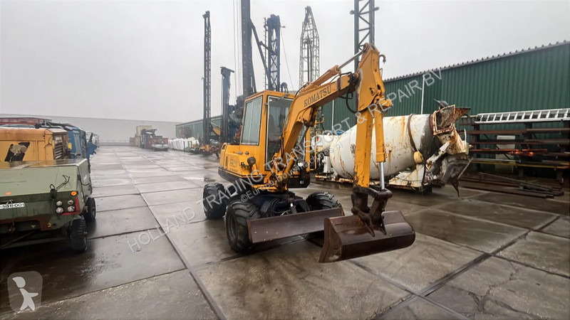 Rýpadlo Komatsu PW30-1 wielgraaf machine