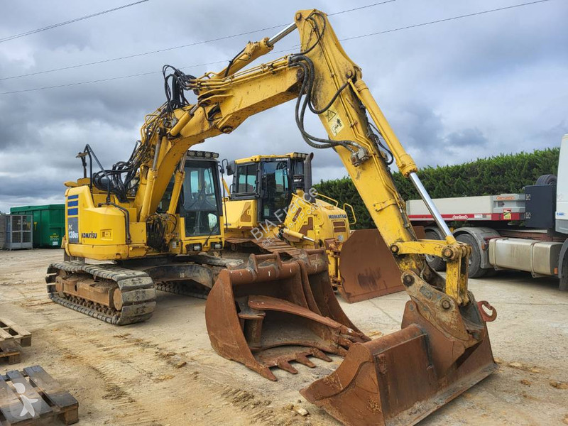 جرافة Komatsu PC138US-11