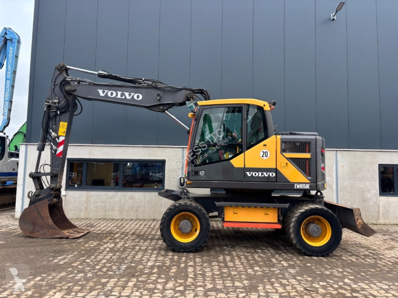 جرافة Volvo EWR 150 E - EWR150 - EWR150E - EWR...