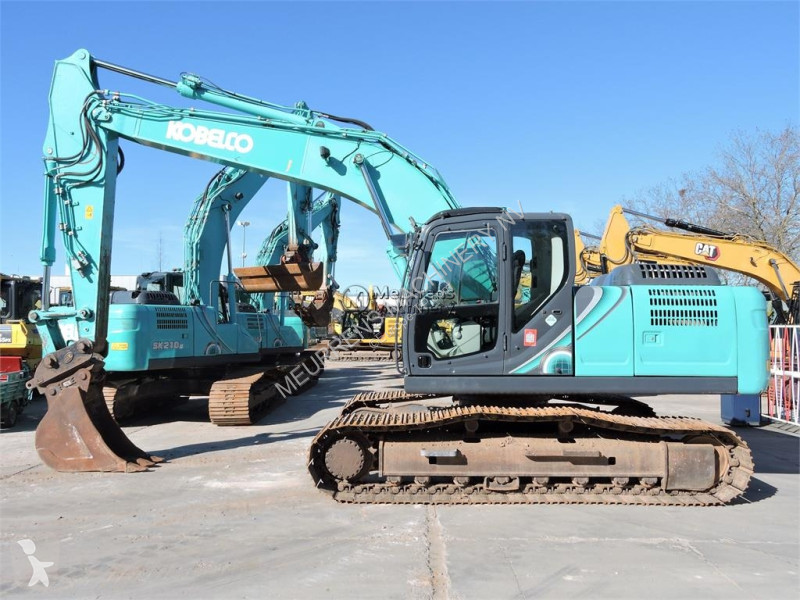 جرافة Kobelco SK210