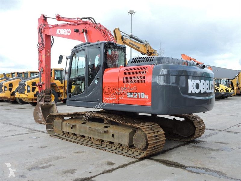 جرافة Kobelco SK210