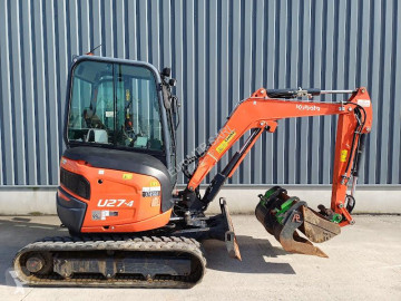 جرافة صغيرة Kubota