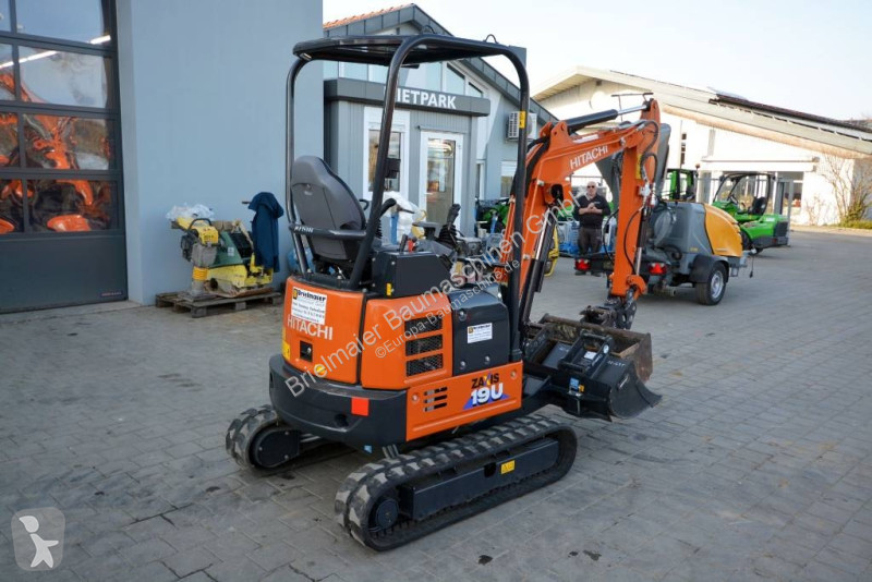 Rýpadlo Hitachi ZX 19 U-6