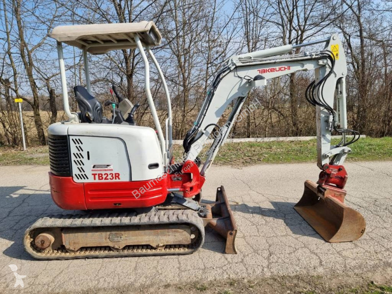 Rýpadlo Takeuchi