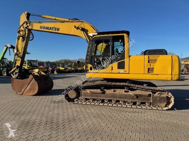 جرافة Komatsu LC8