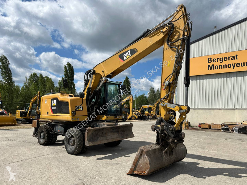 جرافة Caterpillar F