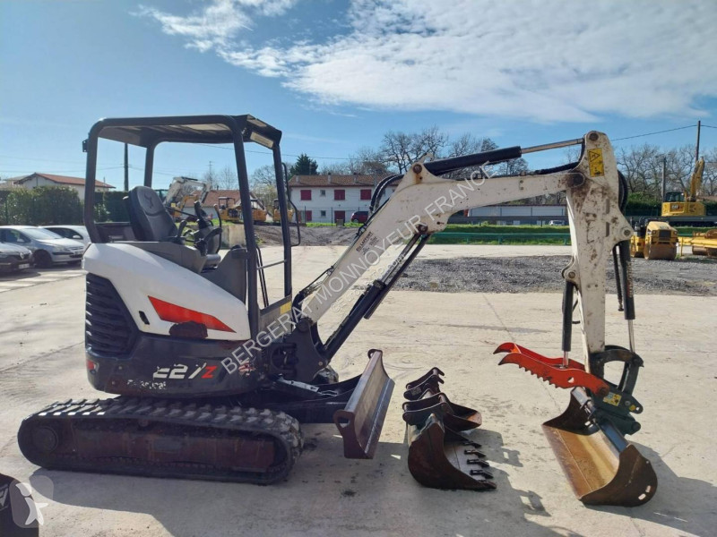 Skovl Bobcat E27