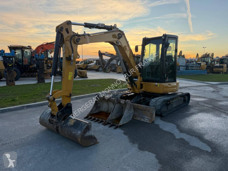 Rýpadlo Caterpillar 305E2