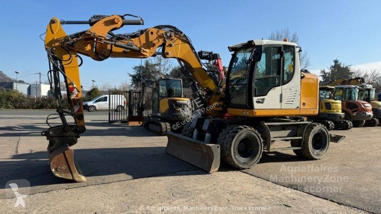 جرافة Liebherr