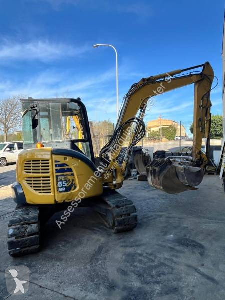 جرافة Komatsu