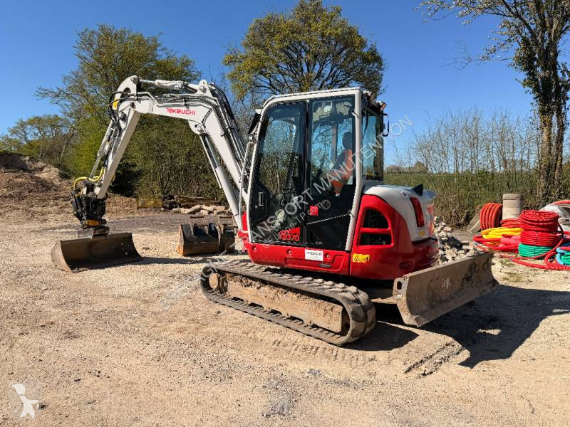 Rýpadlo Takeuchi TB370