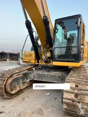 جرافة مجنزرة Caterpillar