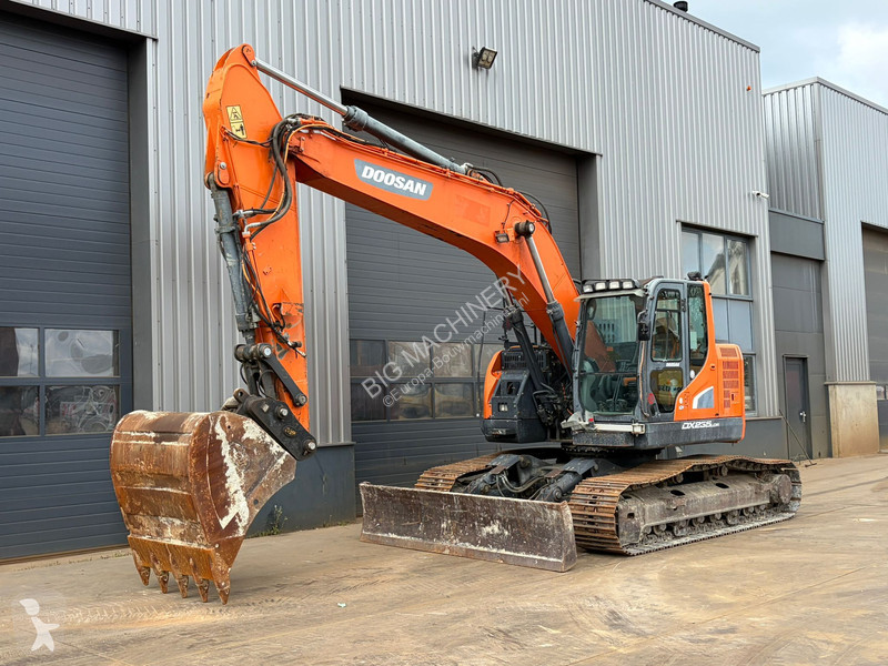 جرافة Doosan