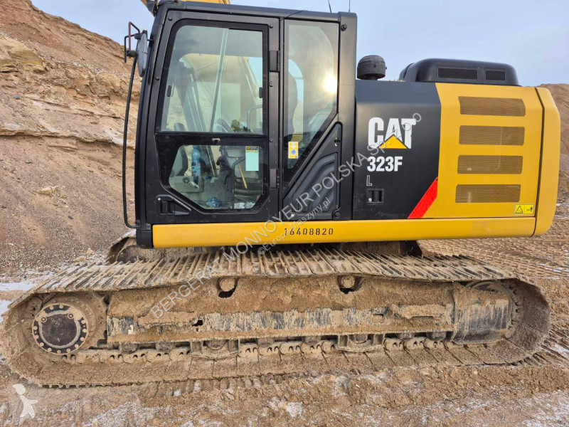 Rýpadlo Caterpillar 323FL