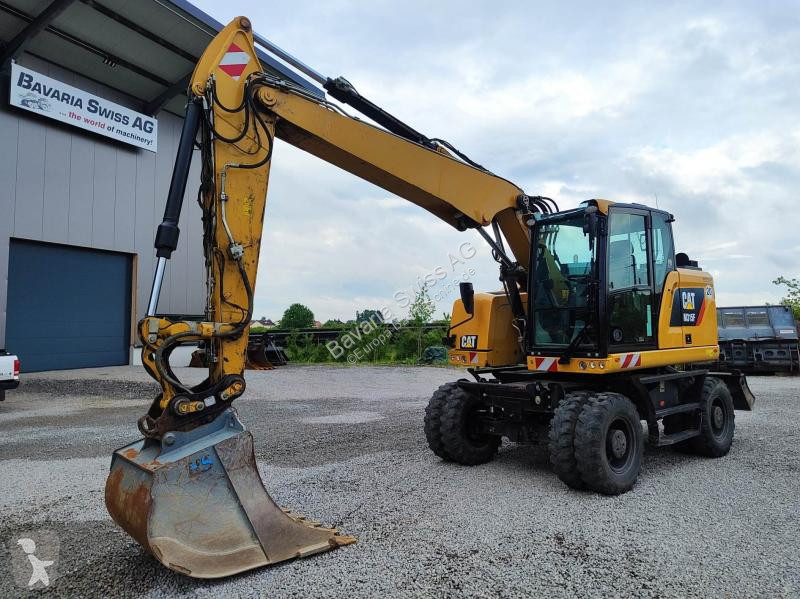 جرافة Caterpillar F