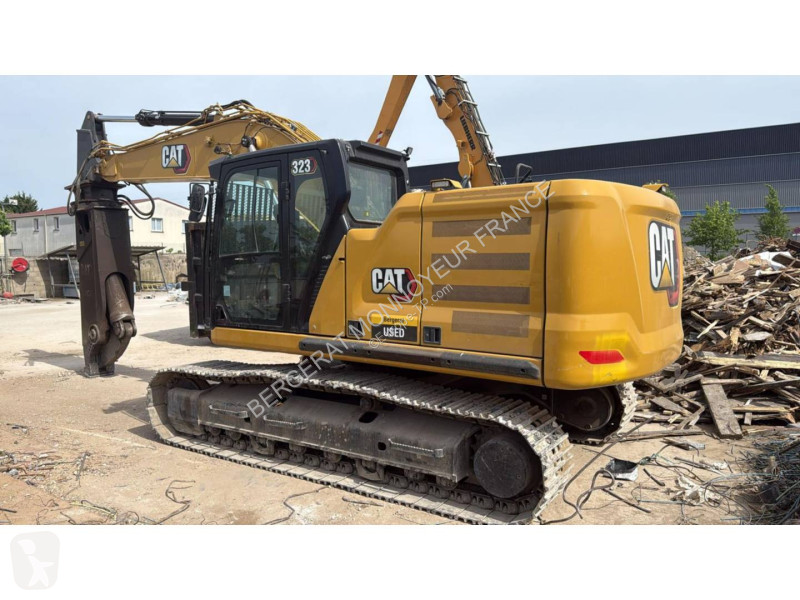 Rýpadlo Caterpillar 323-07