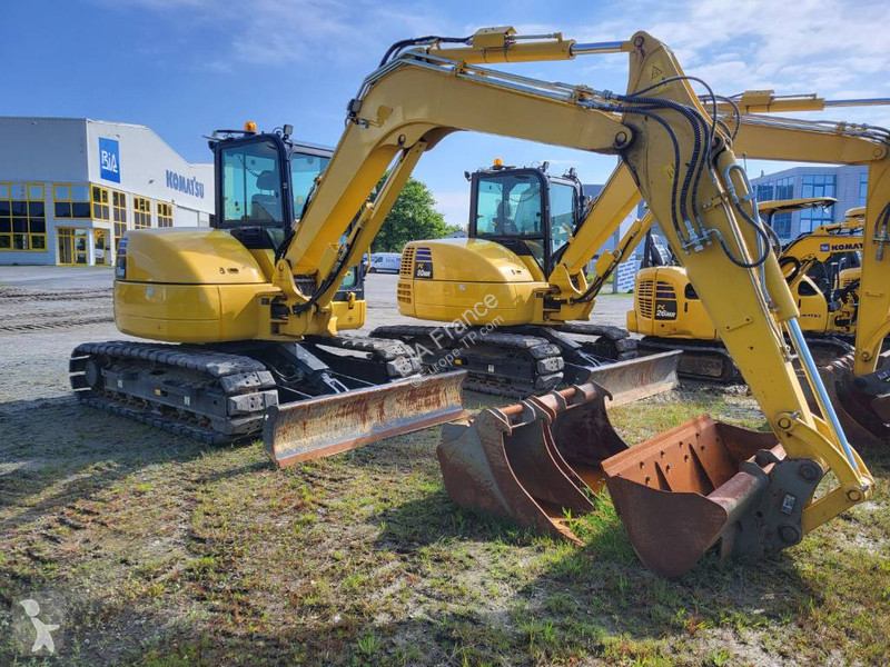 جرافة Komatsu PC80MR-5