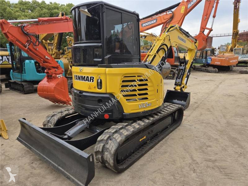 Lopatový nakládač Yanmar VIO 55-6B