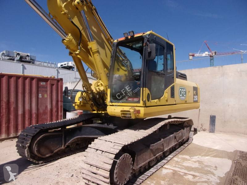 جرافة Komatsu