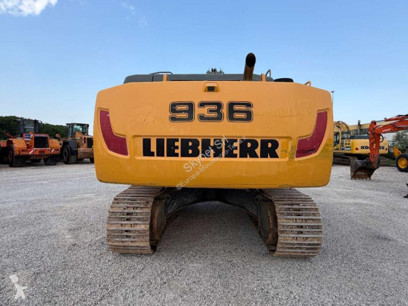 جرافة Liebherr R936 NLC