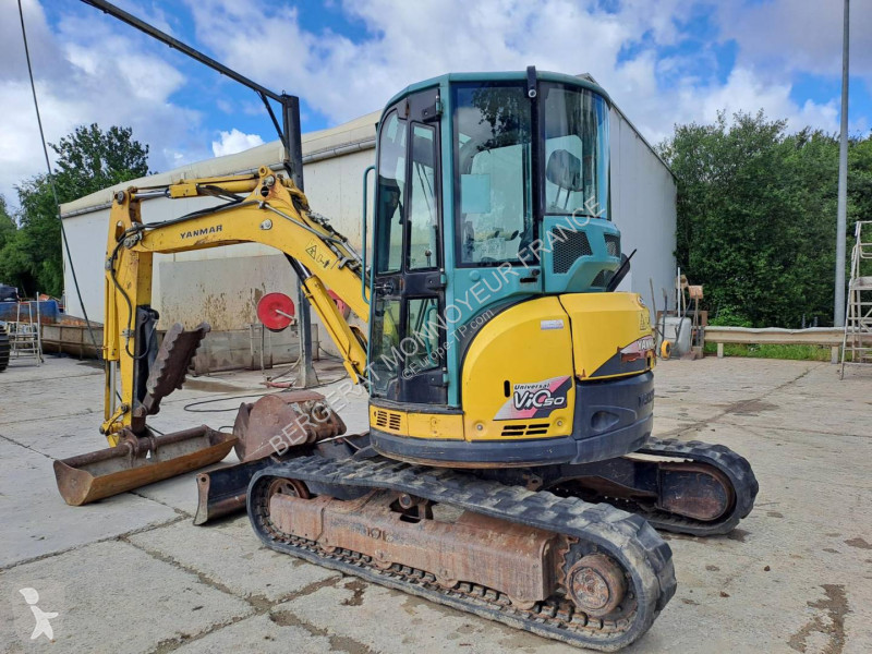 جرافة Yanmar VIO50