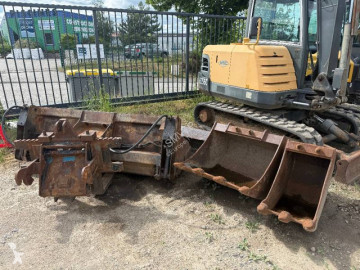 Miniexcavadora Mecalac