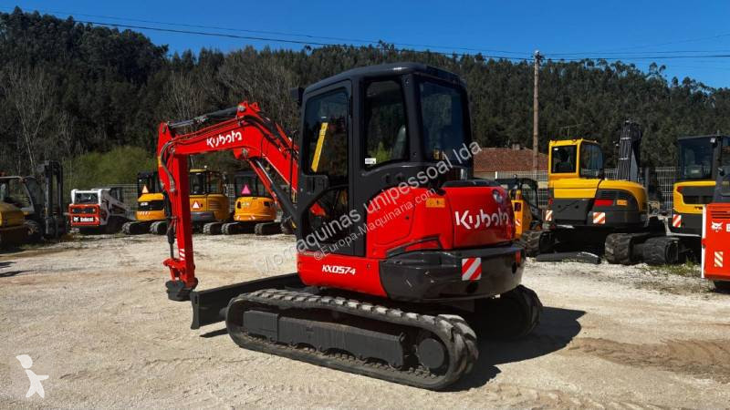 Escavadora Kubota KX057-4