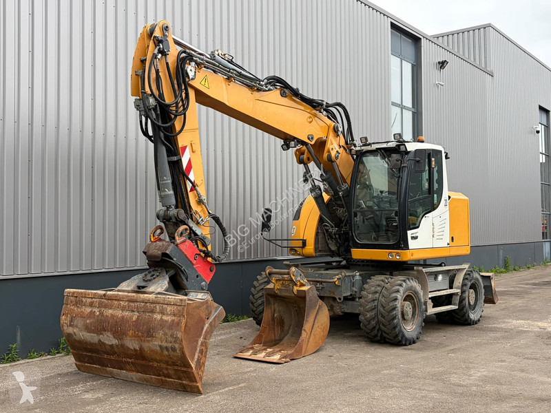 جرافة Liebherr A918