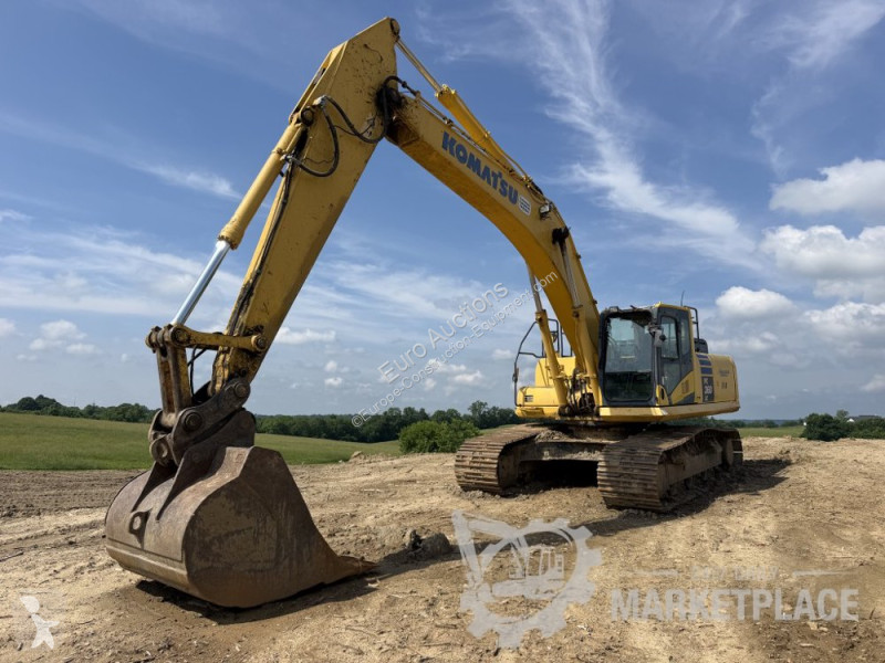 Екскаватор Komatsu