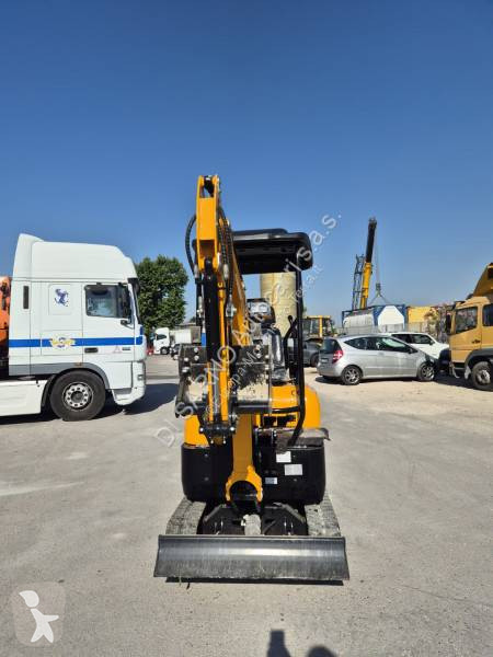 Lopatový nakládač JPC HT20