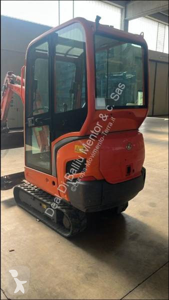 Lopatový nakládač Kubota KX016-4
