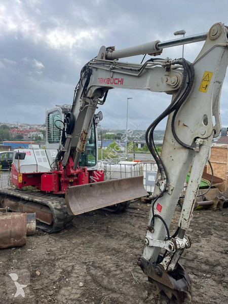 Lopatový nakládač Takeuchi TB180