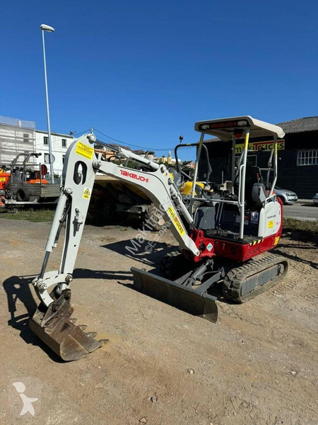 Rýpadlo Takeuchi TB216