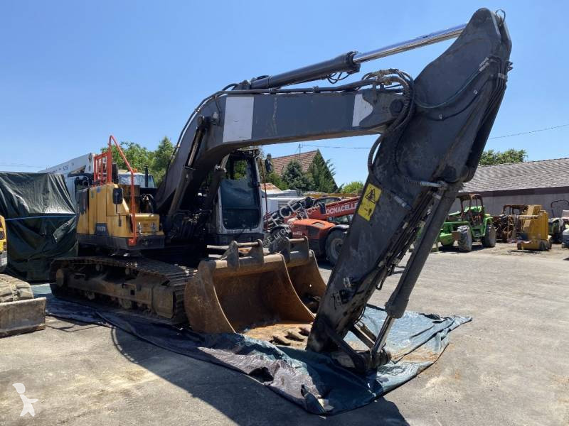 Rýpadlo Volvo EC 220 EL /Certificat CE endommagée