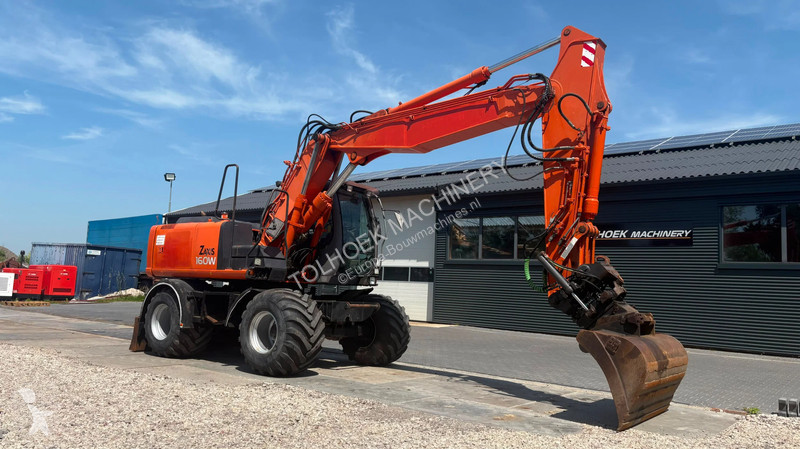 Rýpadlo Hitachi