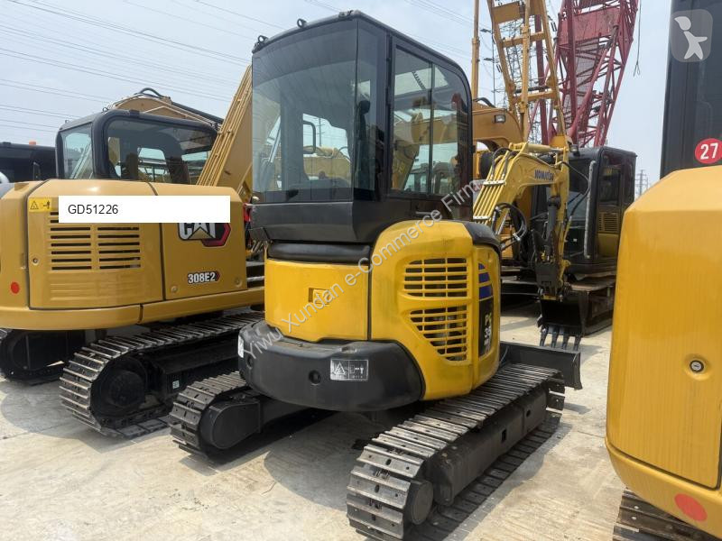 Lopatový nakládač Komatsu