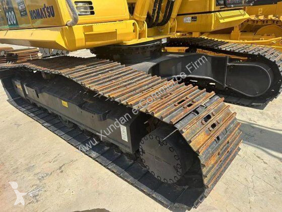 جرافة Komatsu 0-8