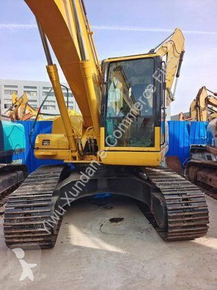 جرافة Komatsu