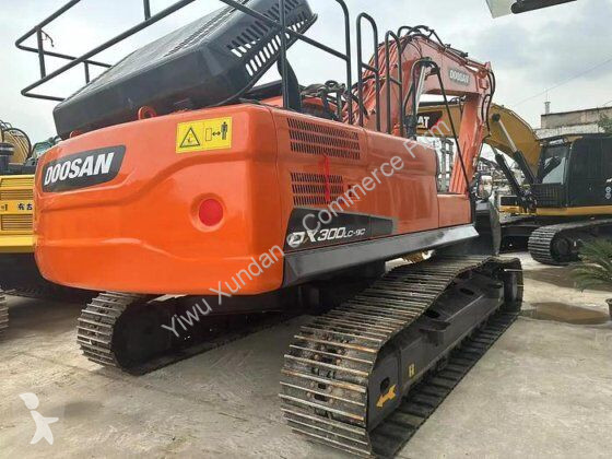 جرافة Doosan