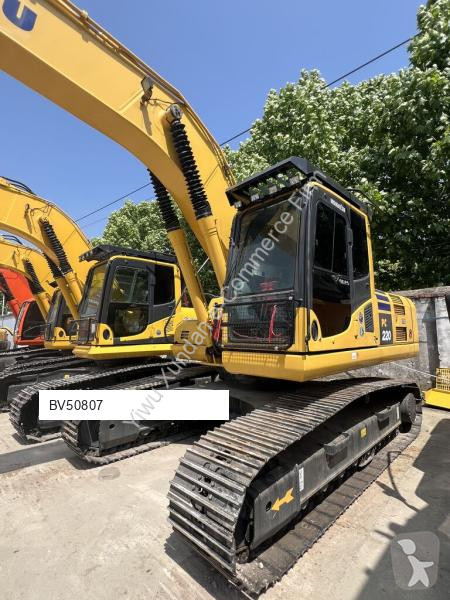 Rýpadlo Komatsu 8