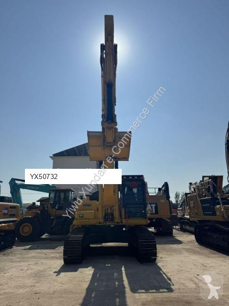 جرافة Komatsu