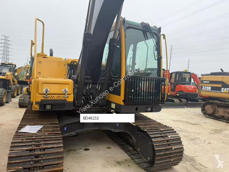 Rýpadlo Volvo L