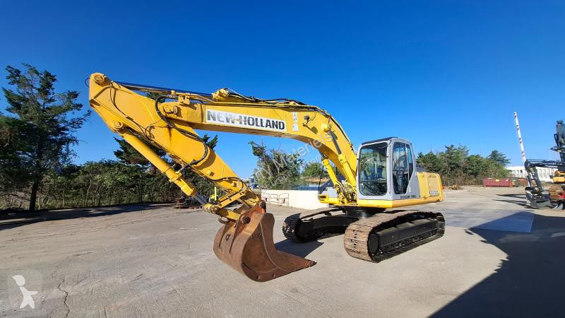 جرافة New Holland B