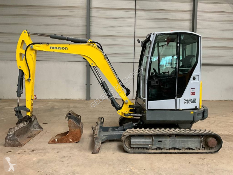 جرافة Wacker Neuson EZ 36