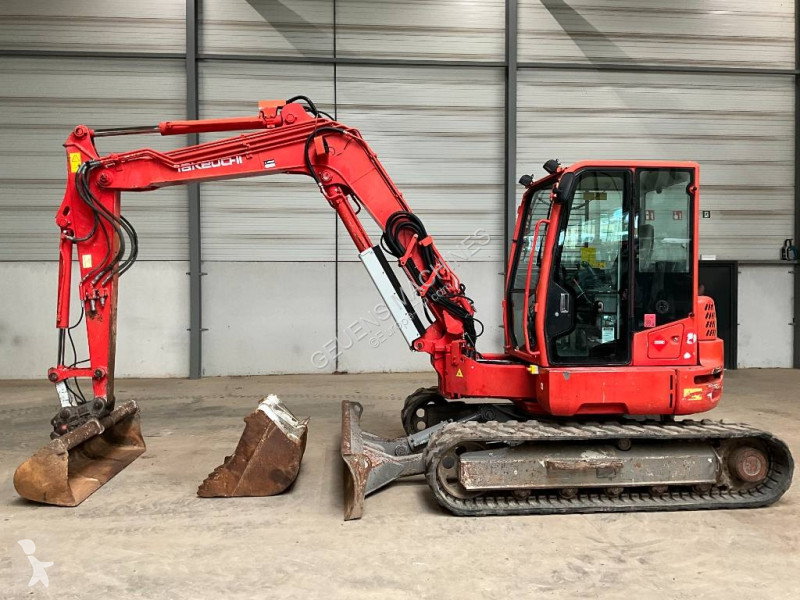 Lopatový nakládač Takeuchi 280