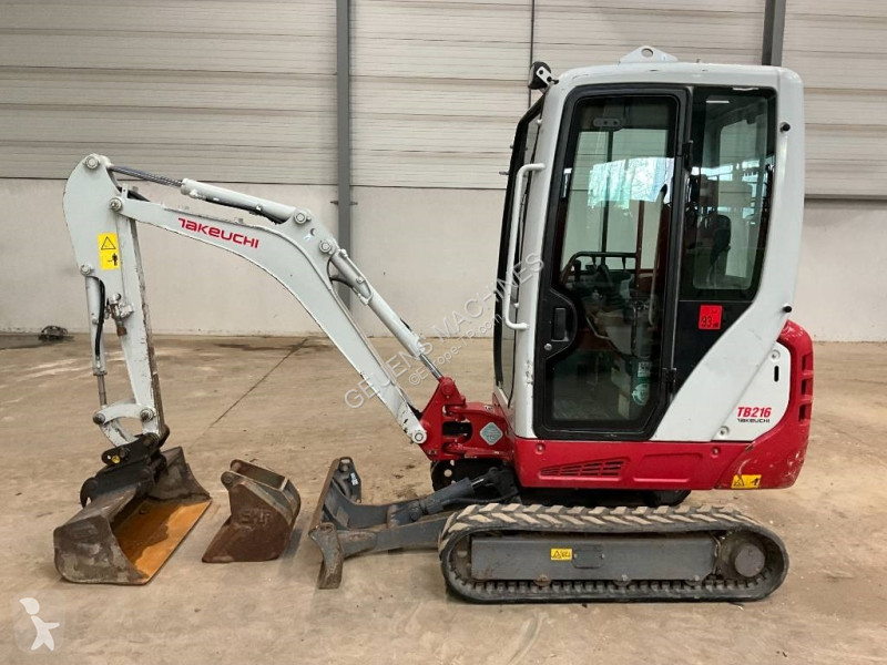 Rýpadlo Takeuchi TB 216