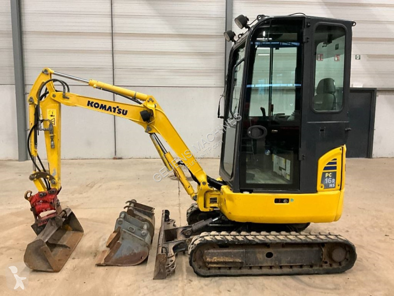 جرافة Komatsu R3